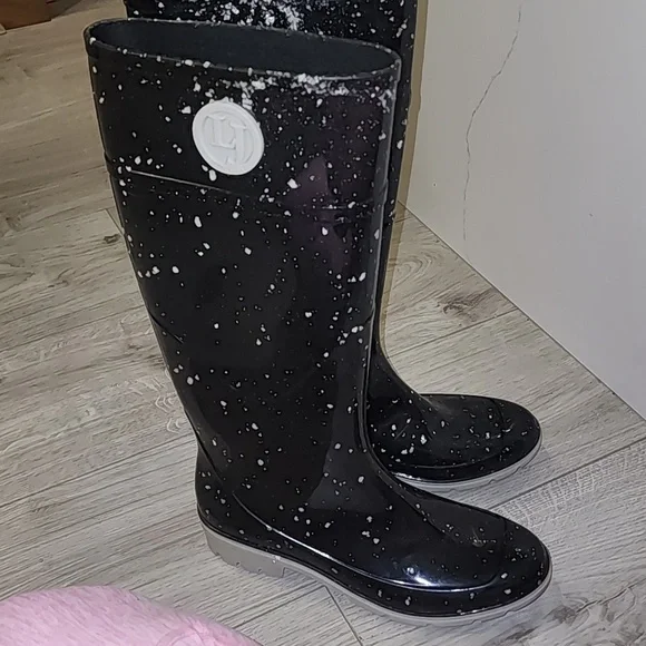 Lemon Jelly Black Speckled Rain Boots | European 39 | Made in Portugal - Picture 6 of 7